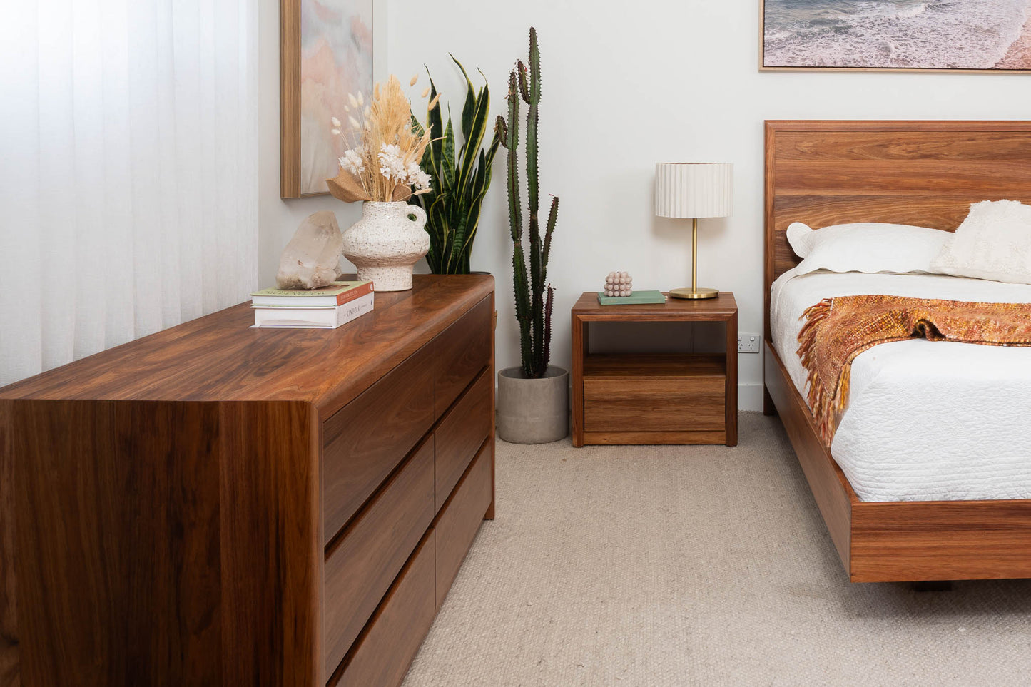 Yakka Blackwood Heritage Bedside Table (1 Drawer)