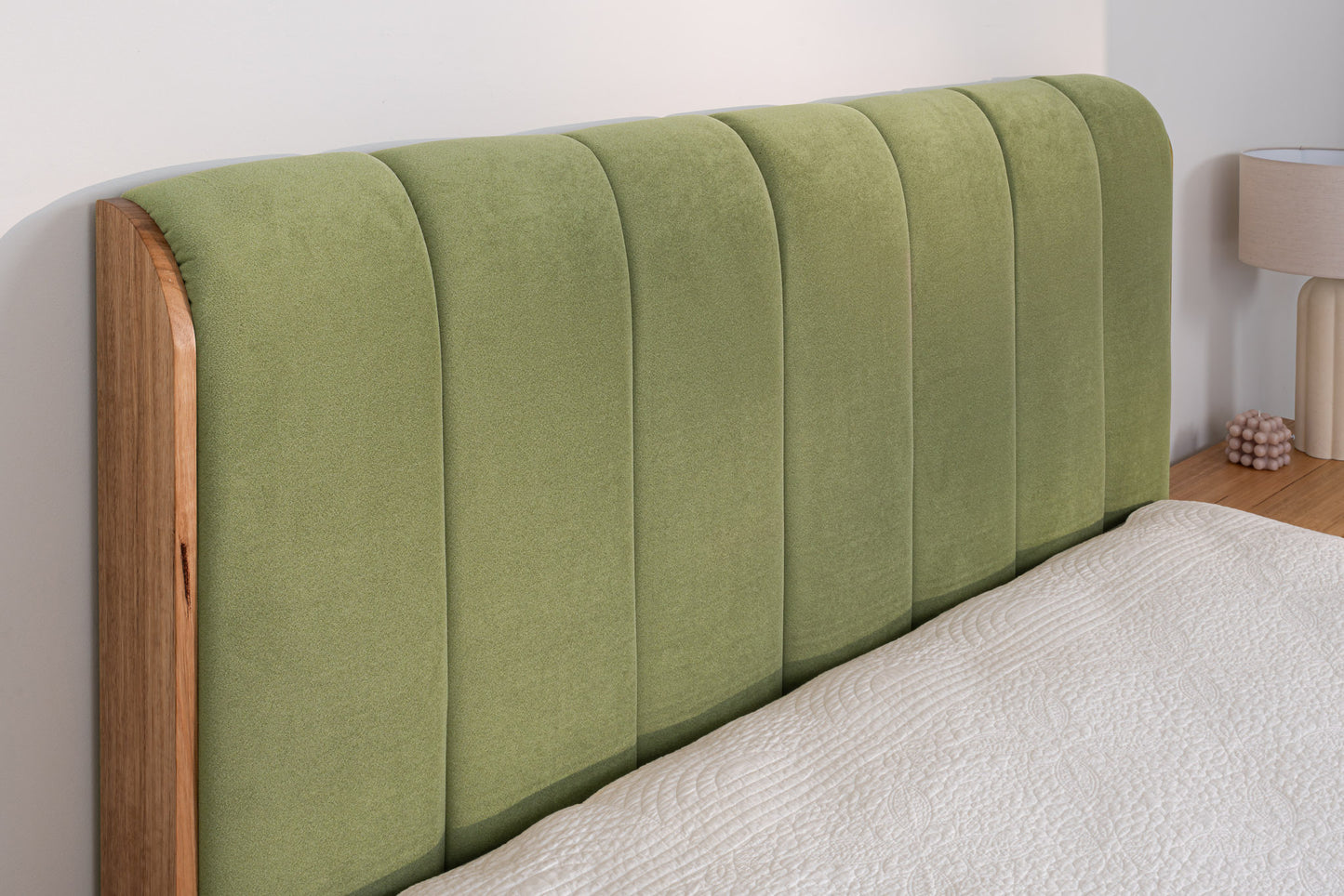 Ex Demo Yakka Cloud Tasmanian Oak Feature Grade Queen Size Bed Frame -Rhapsody Pear