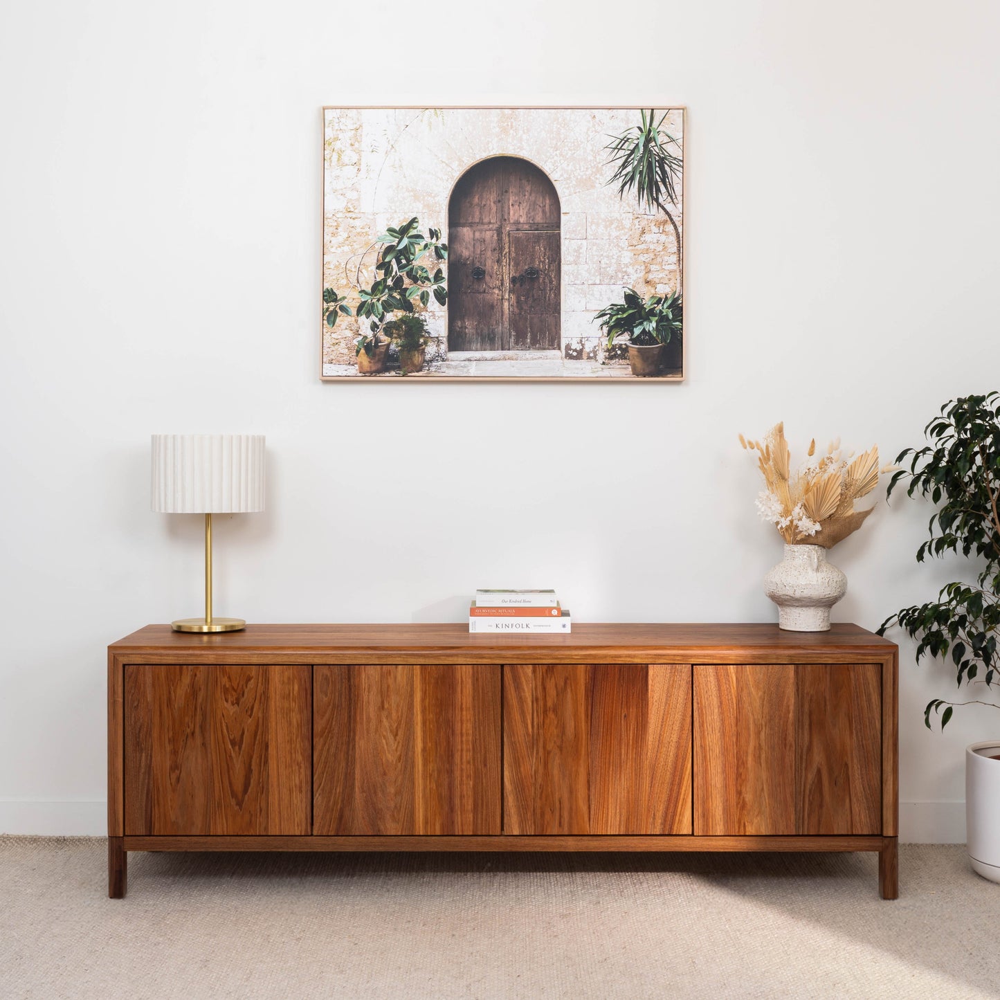 Yakka Blackwood Heritage Entertainment Unit