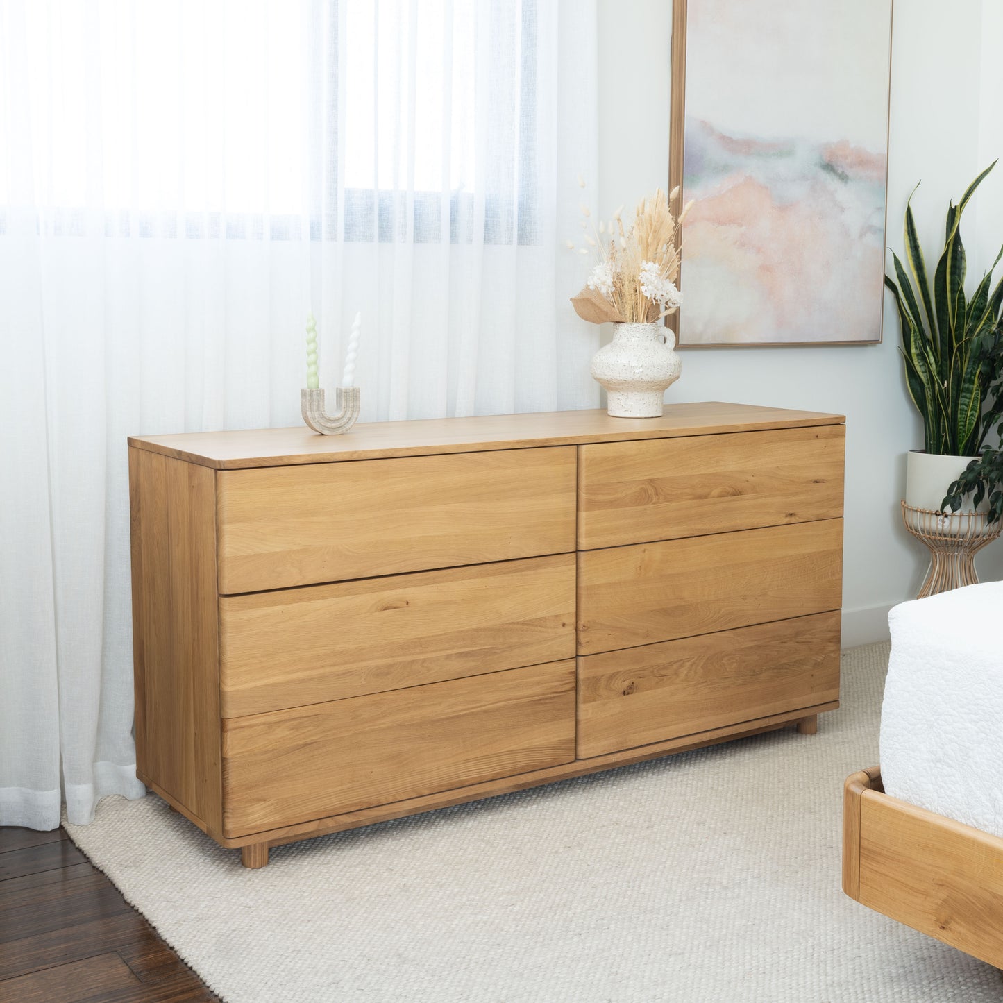 Solara Eclipse Solid American Oak Dresser