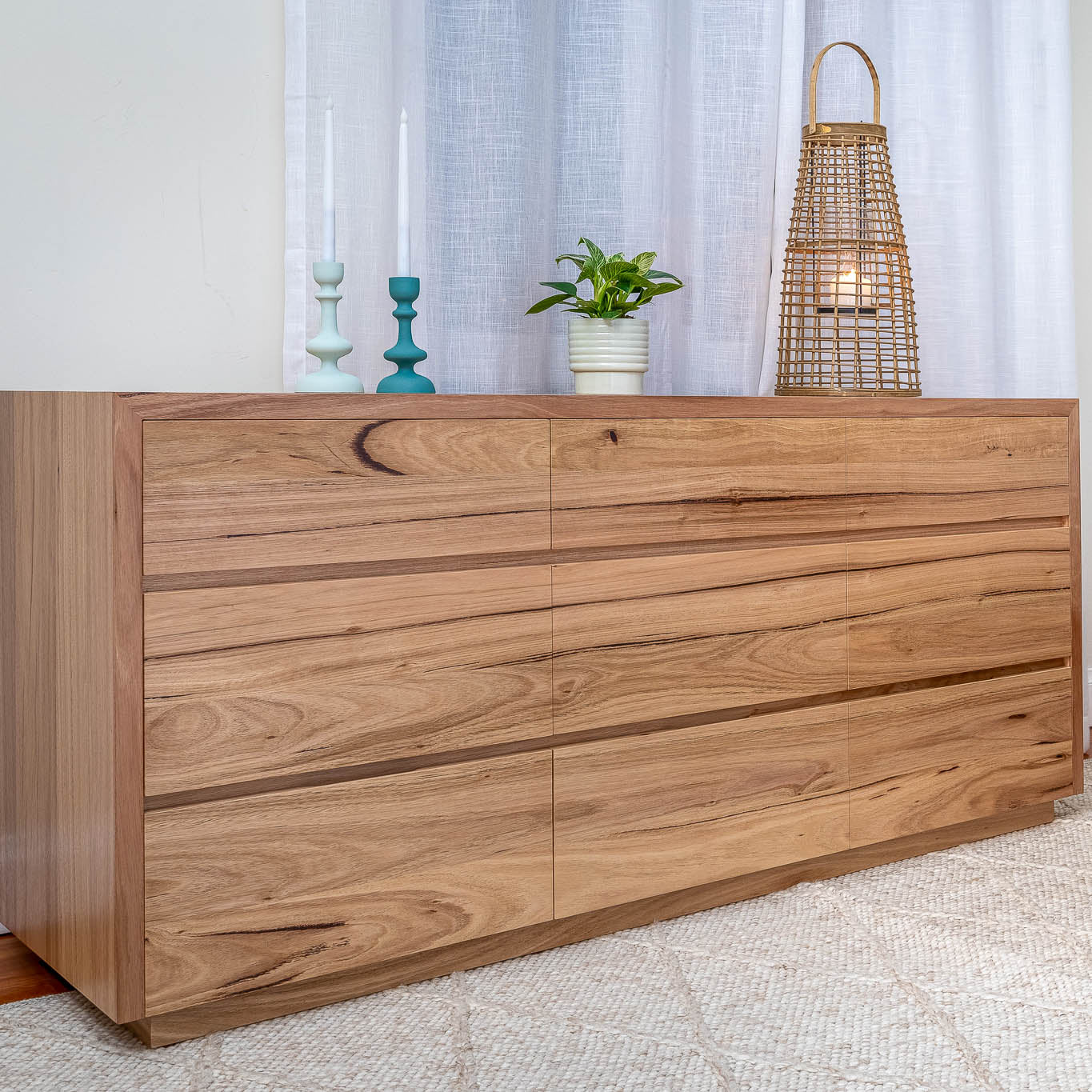 Cape Town Messmate Dresser