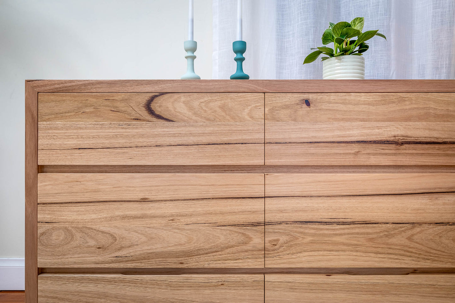 Cape Town Messmate Dresser