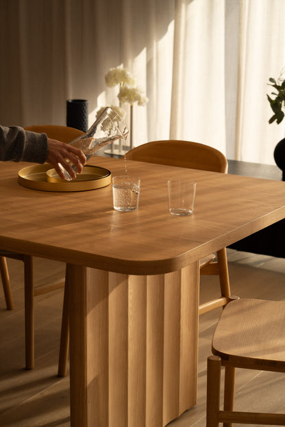 Brooklyn American Oak Dining Table