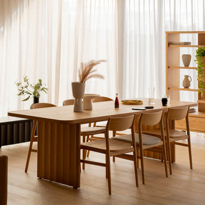Brooklyn American Oak Dining Table