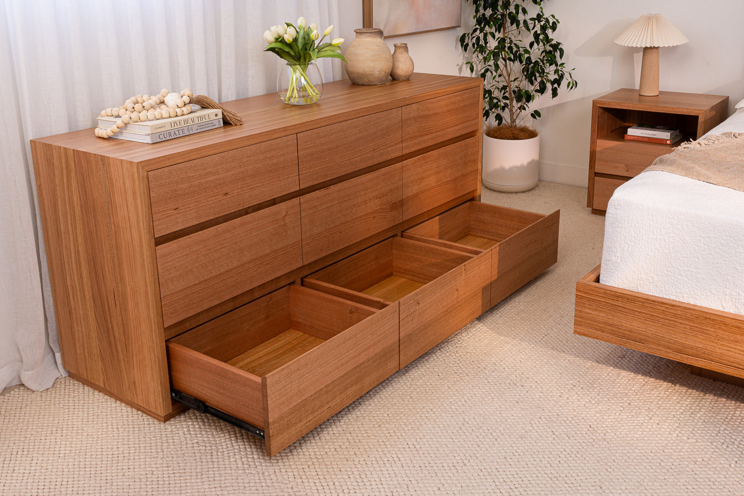 Cape Town Tasmanian Oak Dresser