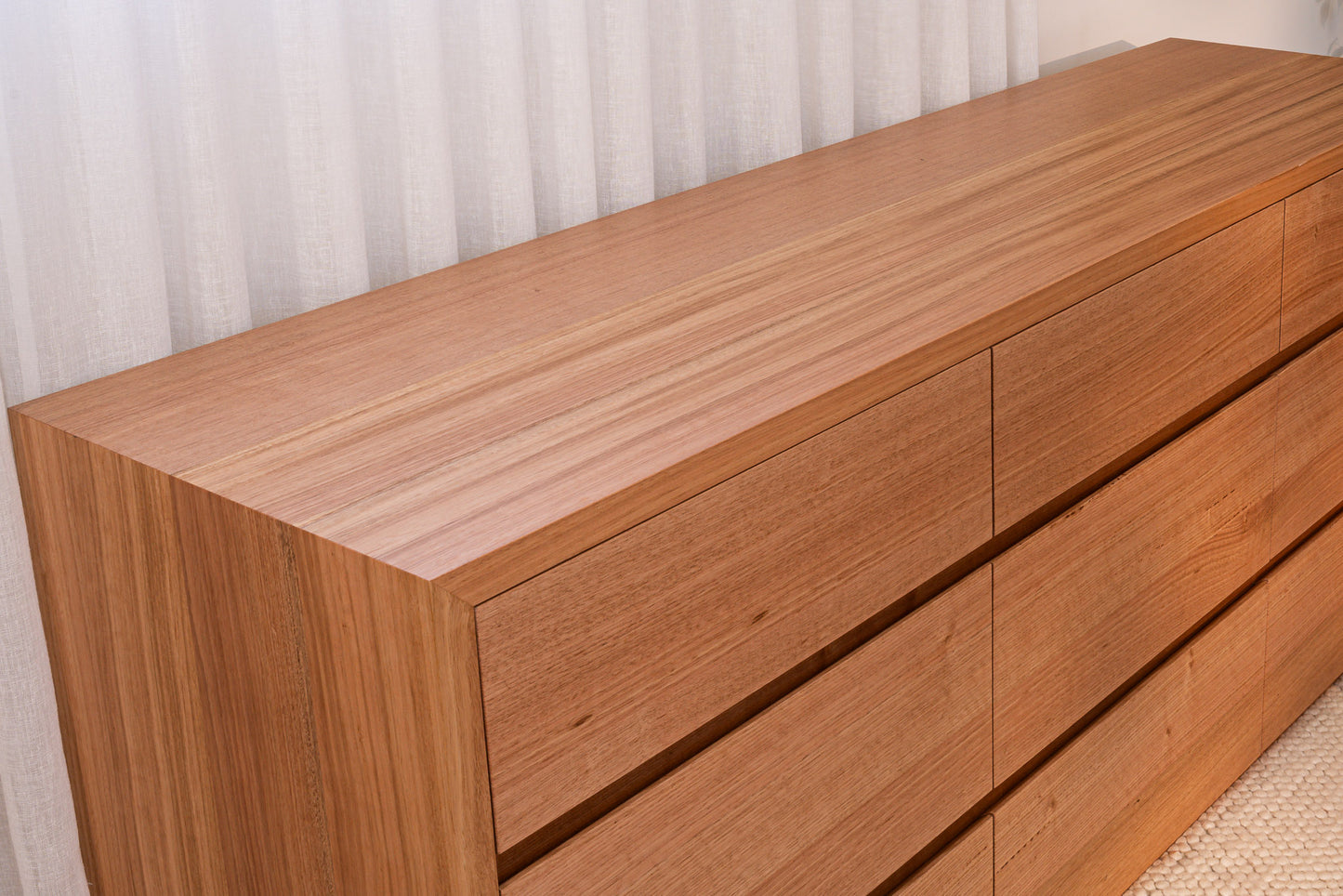 Cape Town Tasmanian Oak Dresser