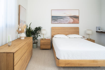 Solara Eclipse Solid American Oak Dresser