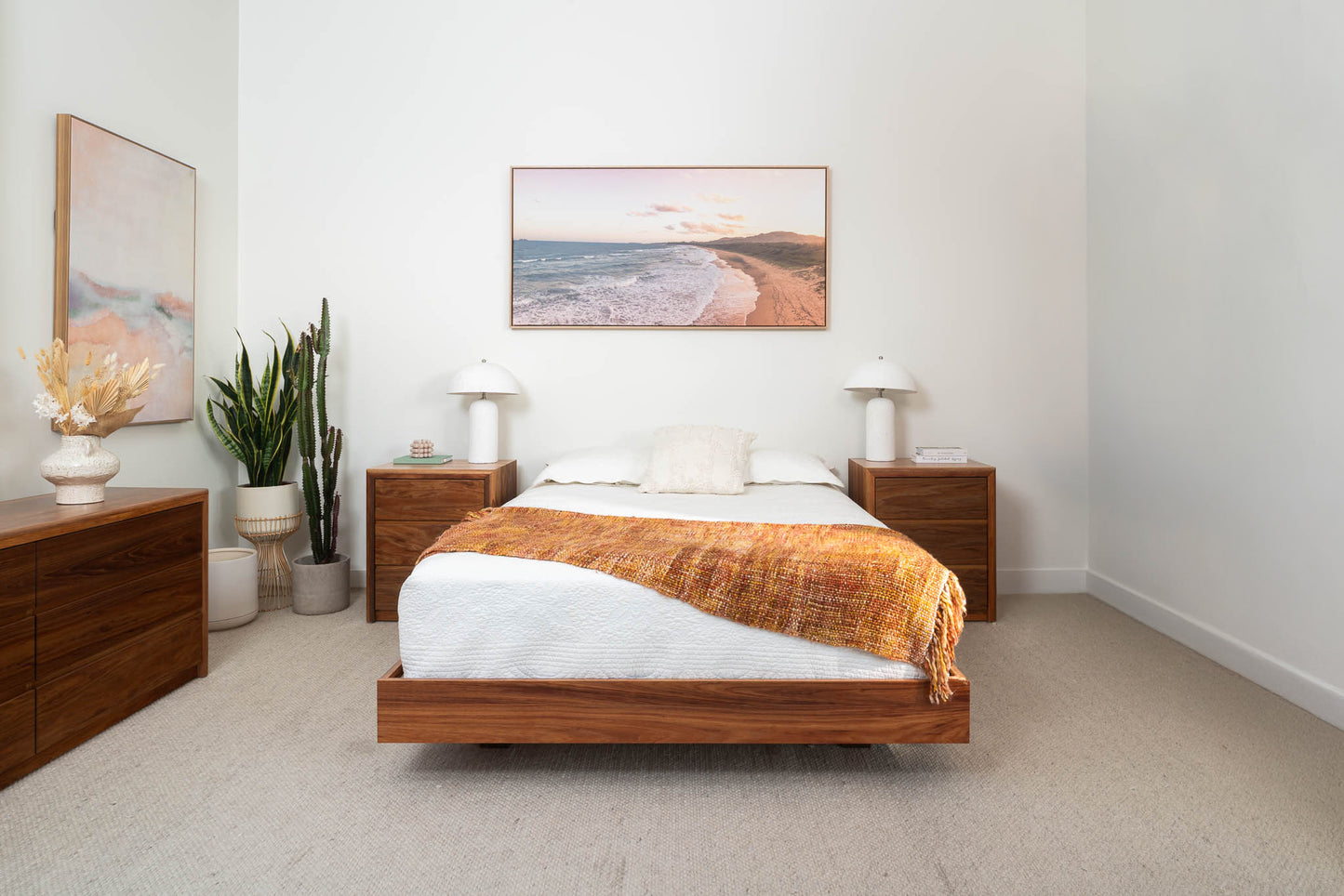 Yakka™️ Blackwood Heritage Floating Bed Frame