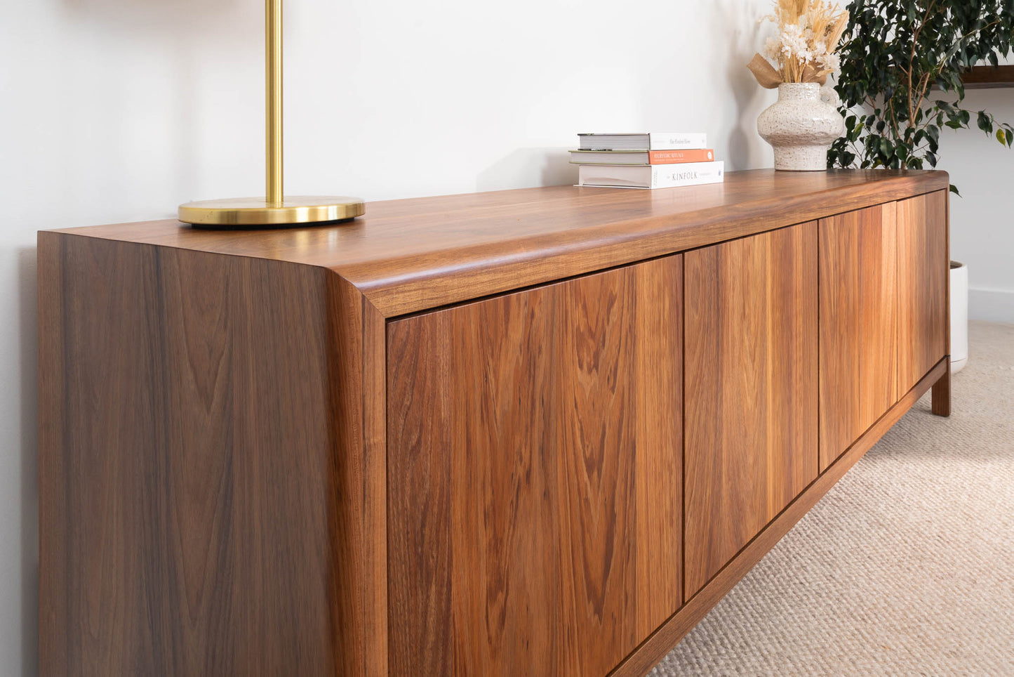 Yakka™️ Blackwood Heritage Entertainment Unit