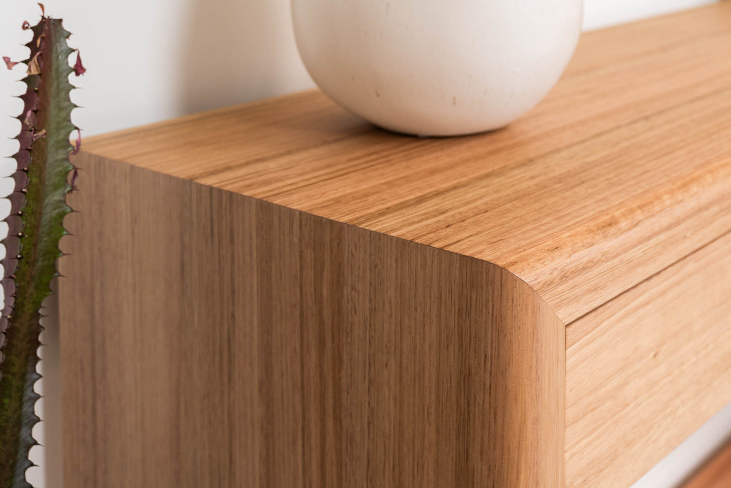 NEW Yakka Tasmanian Oak Hall Table