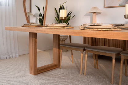 Hamilton Vic Ash Select Dining Table