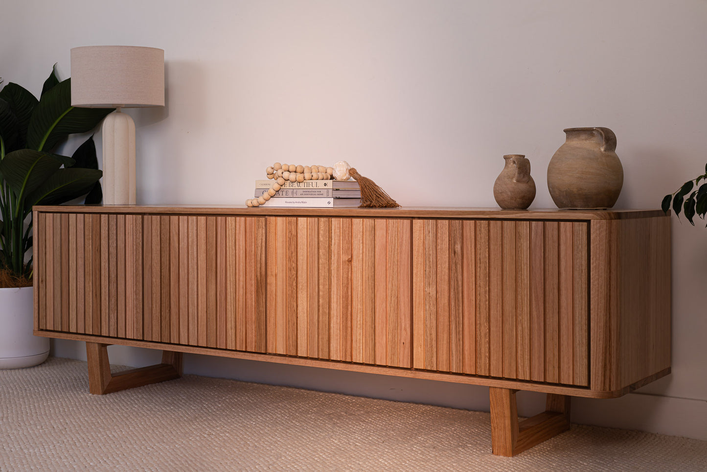 Dion Vic Ash Select Entertainment Unit