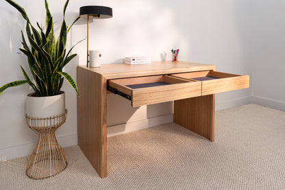 Yakka Tasmanian Oak Signature Desk