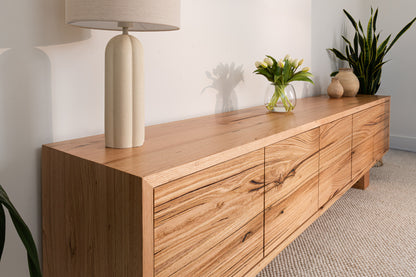 Hermes Messmate Entertainment Unit