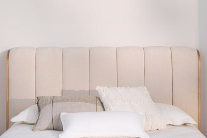 Yakka Cloud Tasmanian Oak Feature Grade Bed Frame