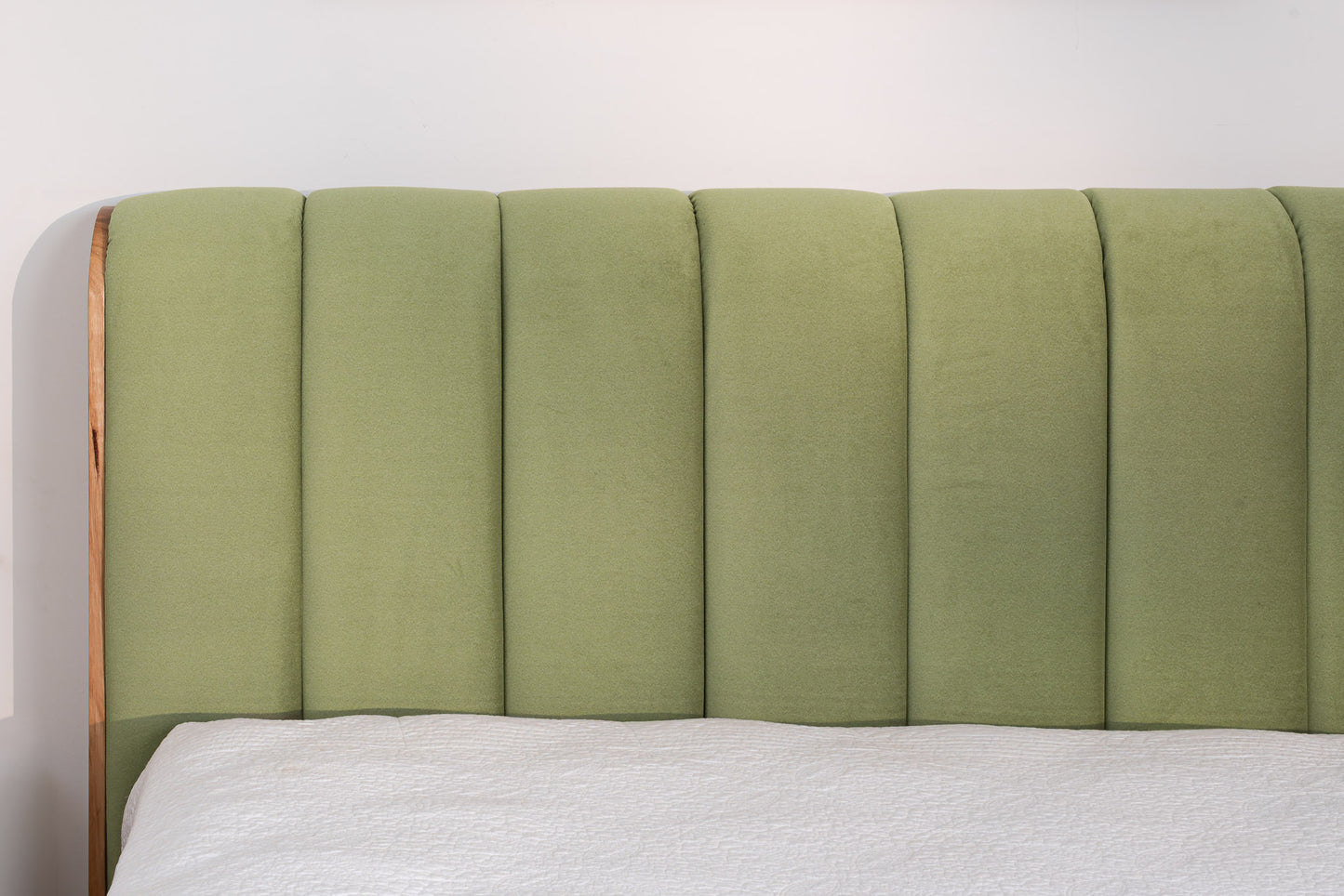 Yakka Cloud Tasmanian Oak Feature Grade Bed Frame