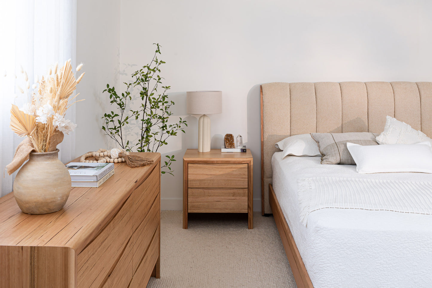 Yakka Cloud Tasmanian Oak Feature Grade Bedside Table