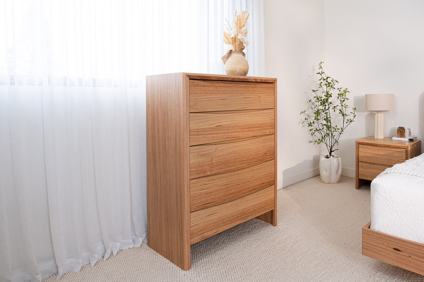 Yakka Cloud Tasmanian Oak Feature Grade Tallboy