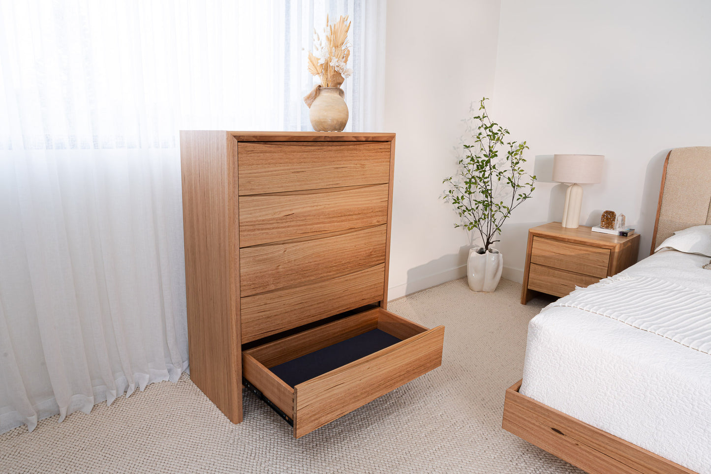 Yakka Cloud Tasmanian Oak Feature Grade Tallboy