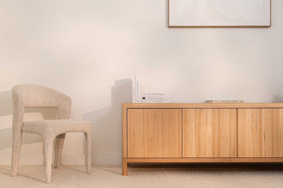 Yakka Tasmanian Oak Feature Grade Entertainment Unit