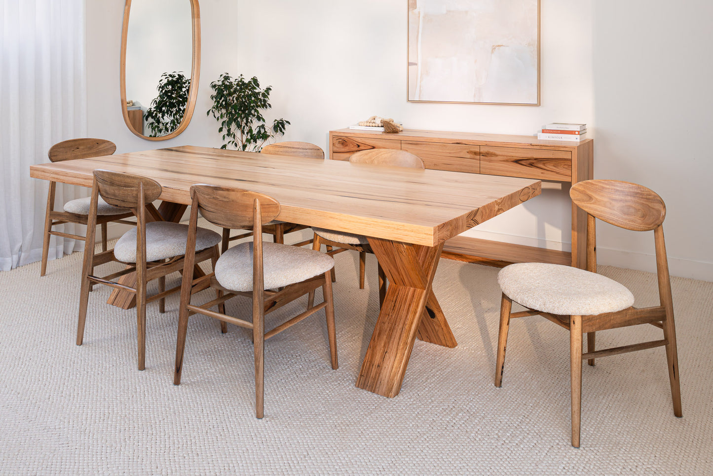 Axl Messmate Dining Table