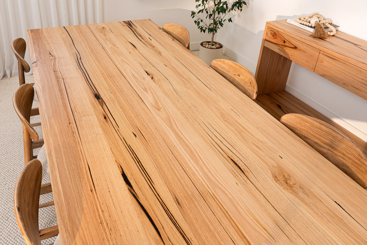 Axl Messmate Dining Table