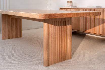 Hermes Curve Vic Ash Signature Dining Table