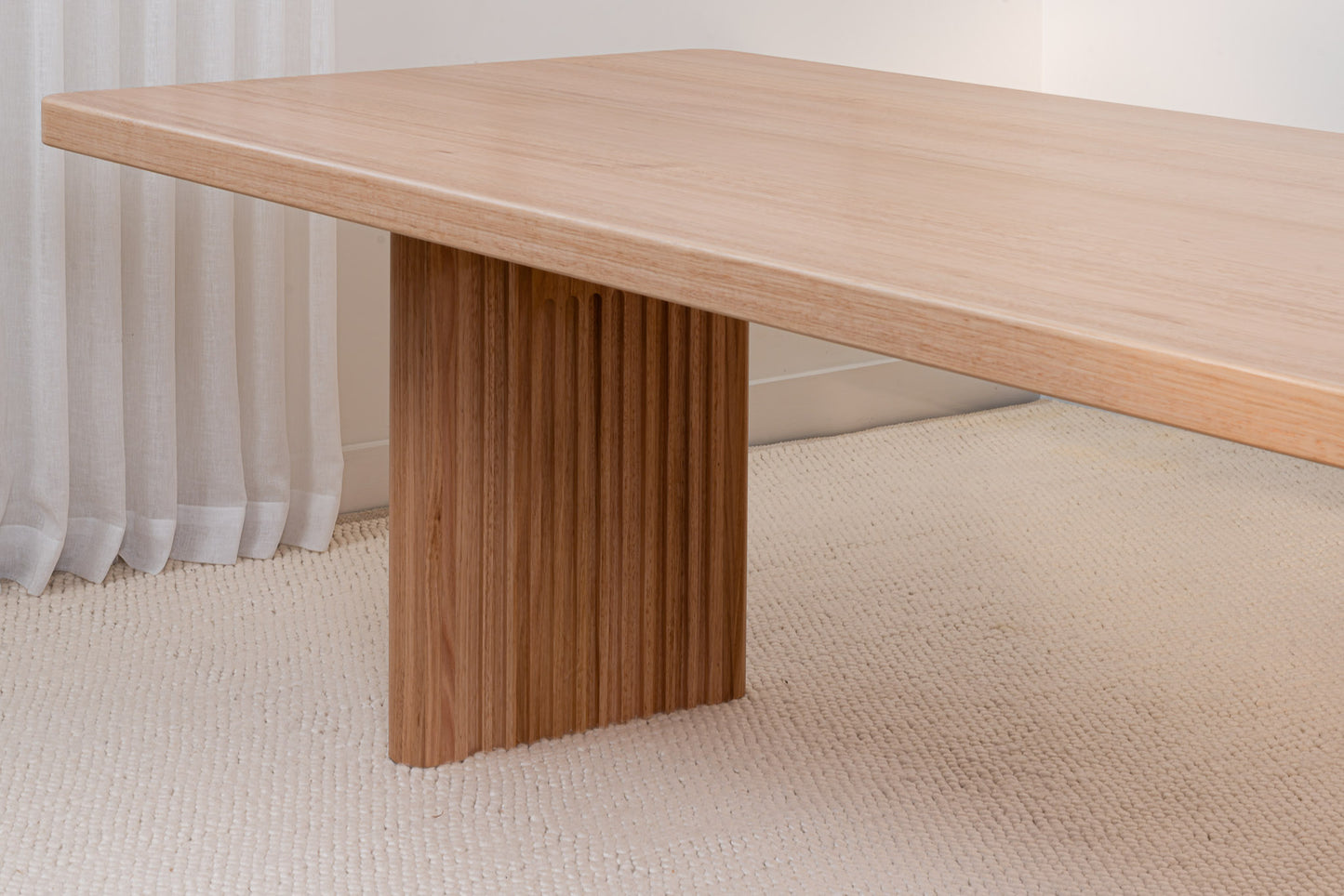 Hermes Curve Vic Ash Signature Dining Table