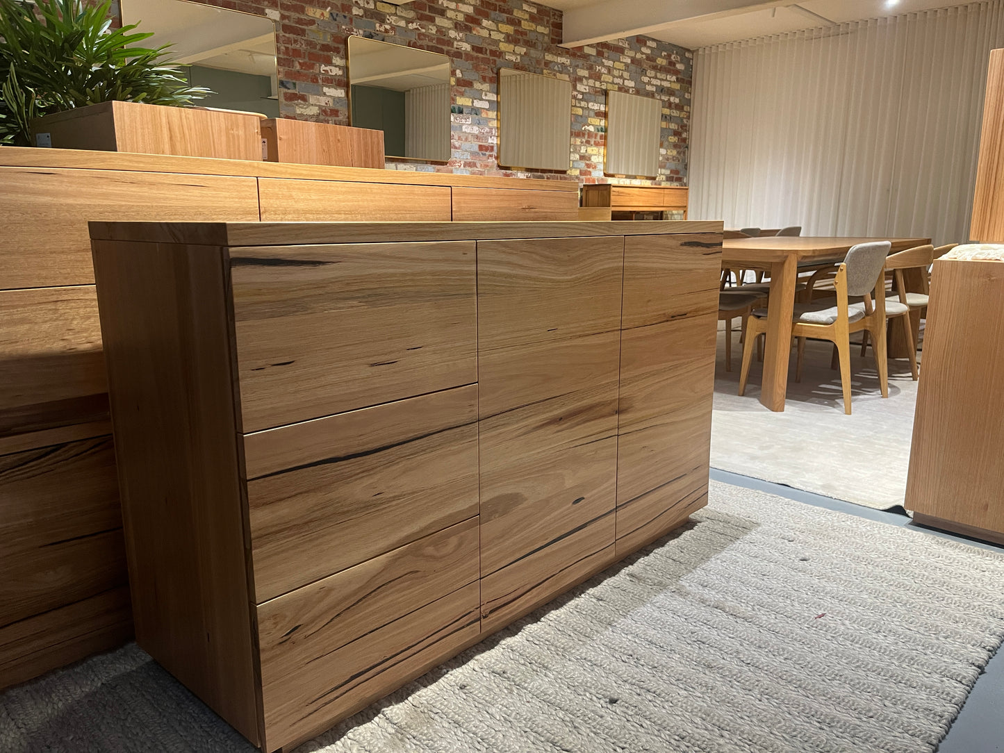 Ex Demo Elijah Messmate Buffet 1.5m