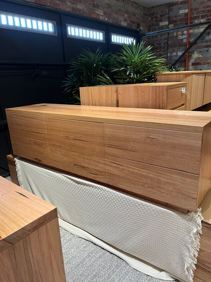 Ex Demo Elijah Messmate Entertainment Unit 1.8m