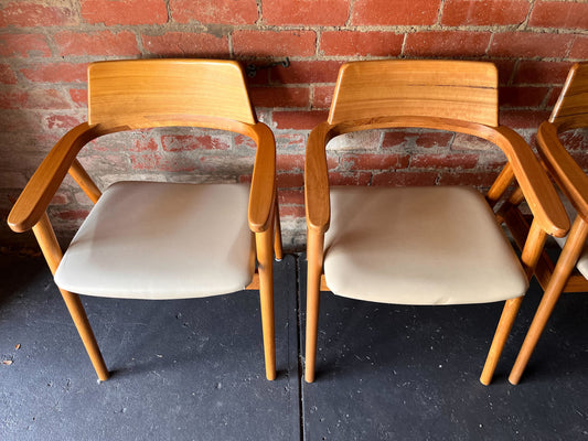 Ex Demo Muri Australian Hardwood Dining Chair Taupe PU Set of 4 Bris Showroom