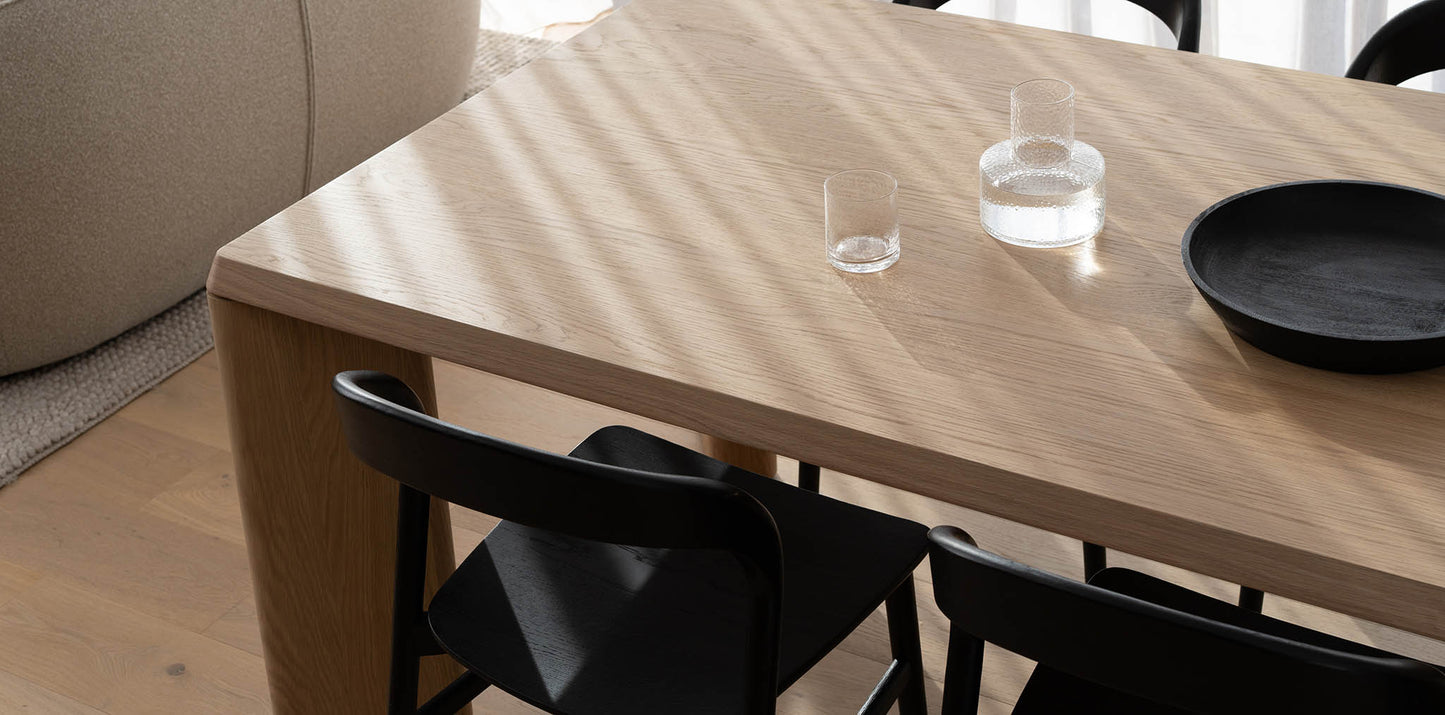 Niko Oak Dining Table