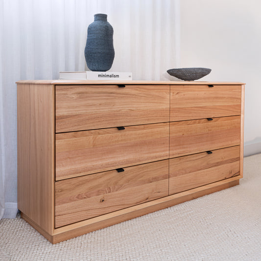 Monaco Messmate Dresser