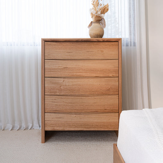 Yakka Cloud Tasmanian Oak Feature Grade Tallboy