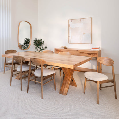 Axl Messmate Dining Table