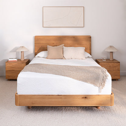 As New Solara American Oak Bed Frame King Size